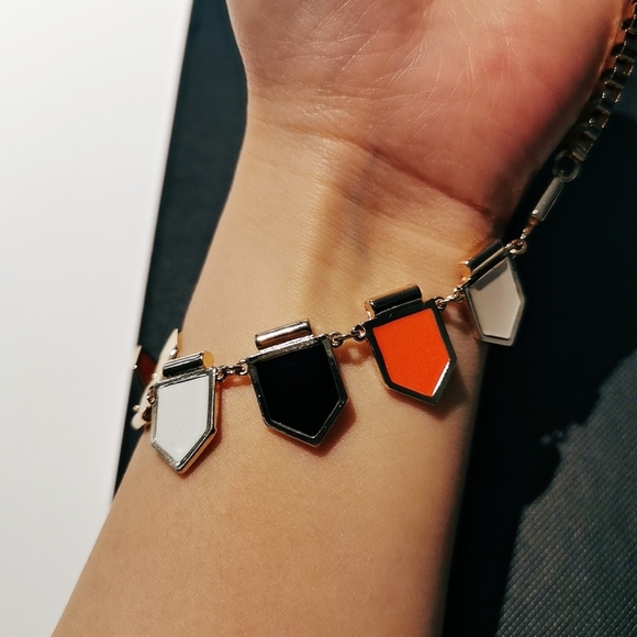 French Connection Necklaces - Picture 4 of 4